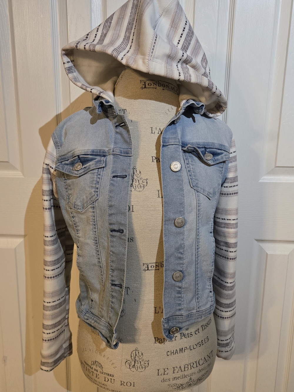 Womens Light Wash Denim Jacket with Striped Hooded Sleeves - Picture 1 of 6